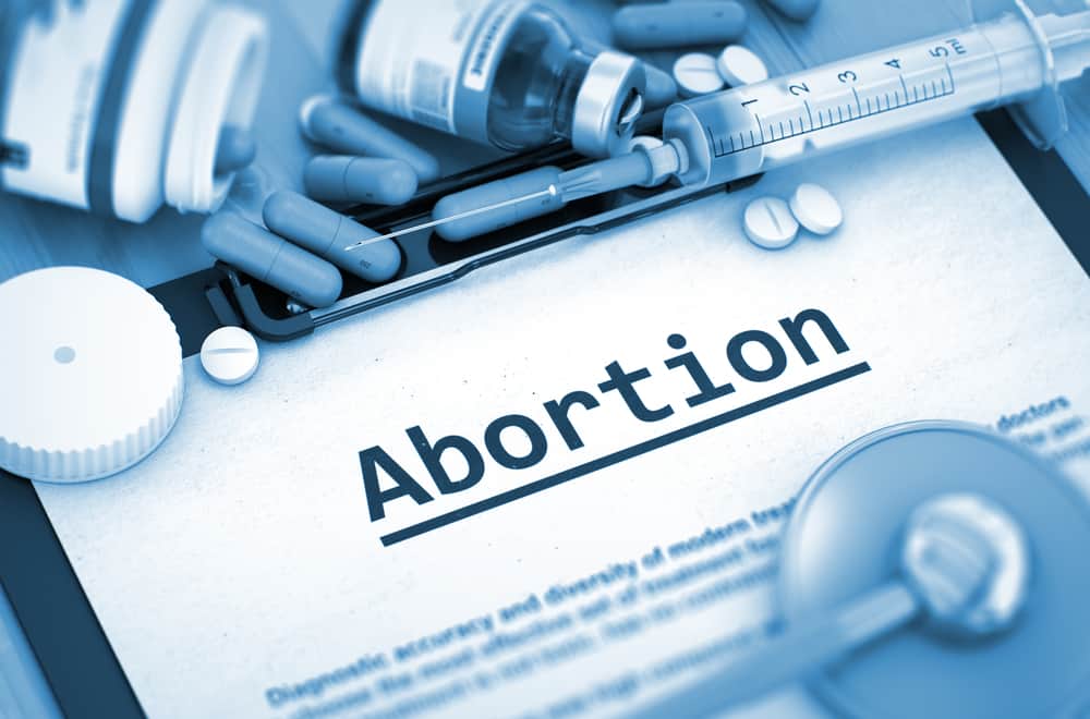Faror med abort: risker och biverkningar av osäkra förfaranden för kvinnor