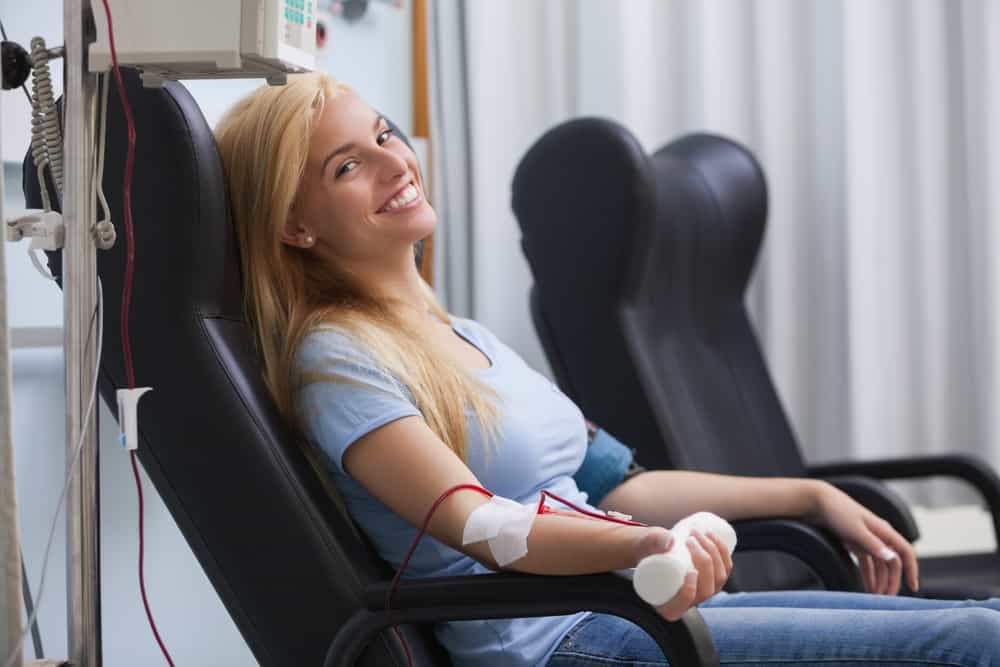 헌혈이 당신을 더 건강하게 만들 수 있습니까? 혜택과 조건을 확인하세요!