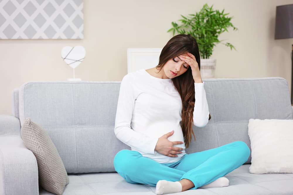 Częste bóle głowy podczas ciąży? Oto 5 przyczyn i jak je przezwyciężyć