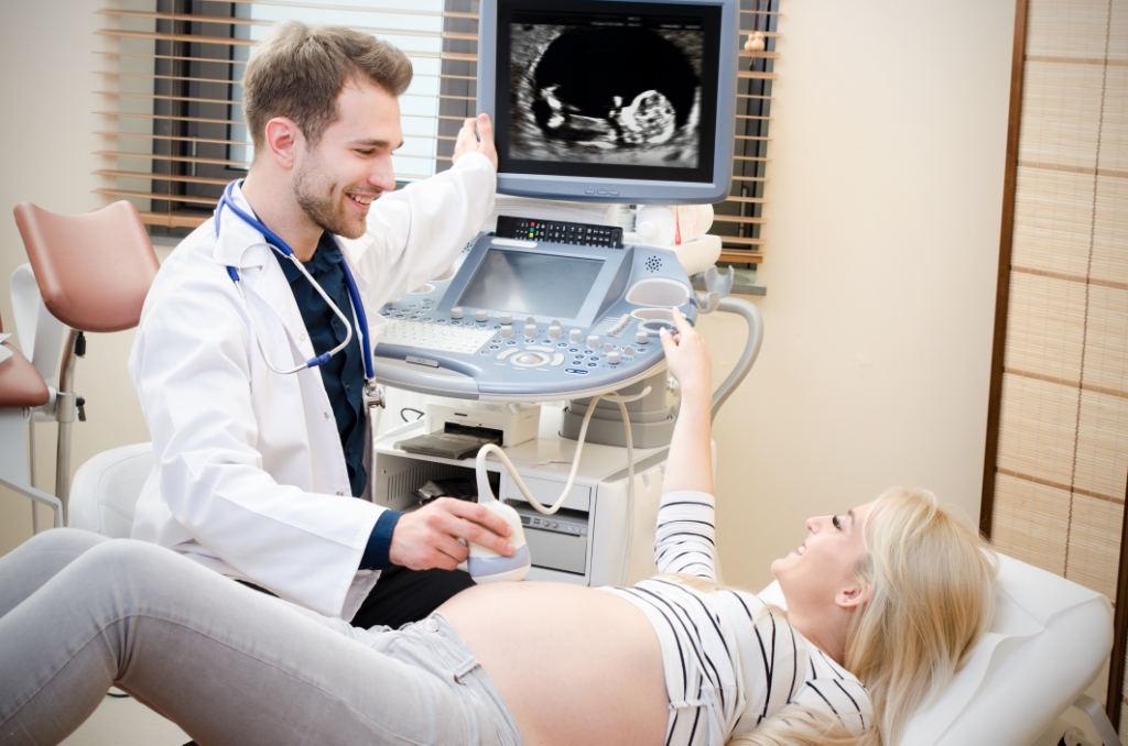 Le fœtus mâle bat plus lentement que le fœtus femelle ? Lisez l'explication médicale!