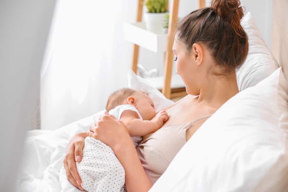 신생아 엄마를 위한 다양한 모유 수유 요령