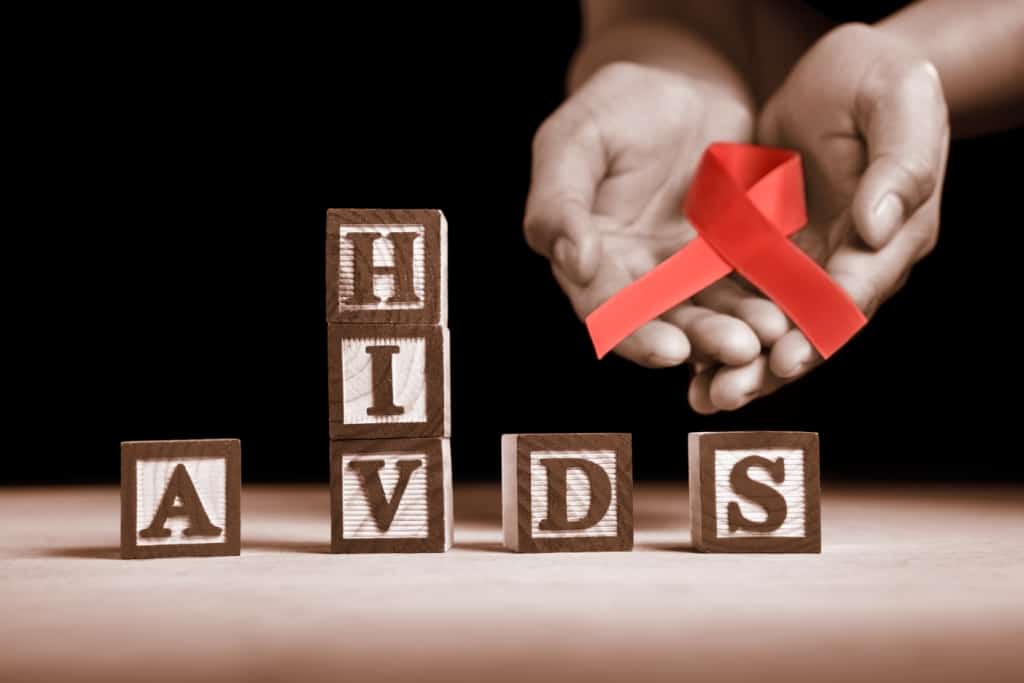 Перш ніж це стане серйознішим, розуміння того, як передається ВІЛ, є початком профілактики