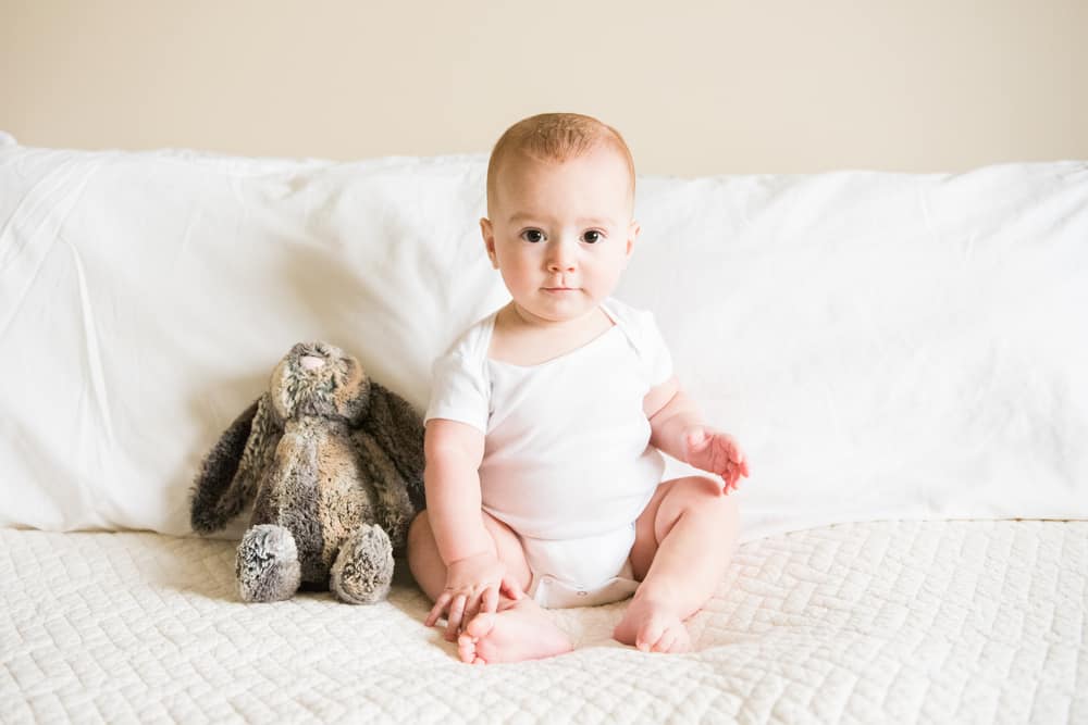 Développement de bébé à 7 mois : plus expressif et heureux de parler